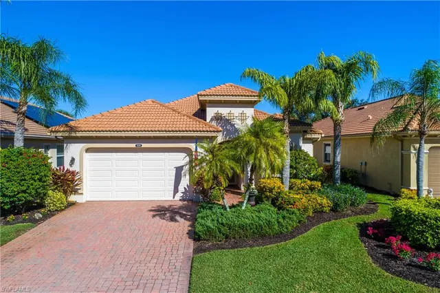 $1,060,000 | 10228 Gator Bay Court, Naples, FL 34120
