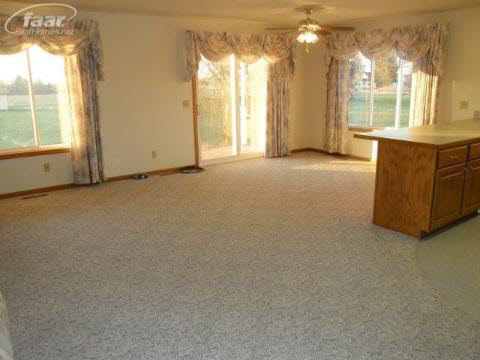 10766 Henderson Road Corunna, MI 48817 - Photo 13 of 14 20234656-12.JPG