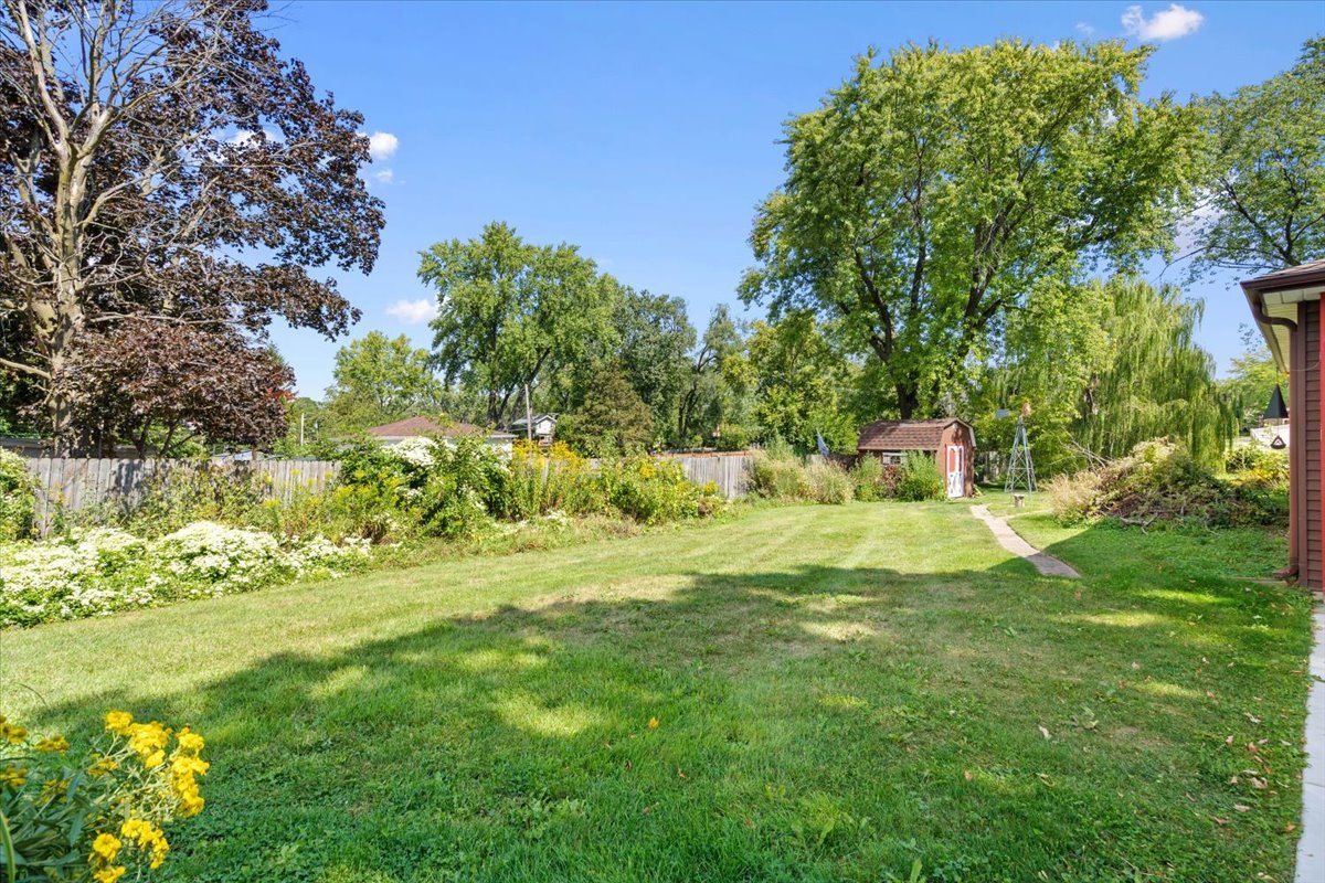 147 South Rohlwing Road Palatine, IL 60074 - Photo 27 of 46 Gallery Image 27