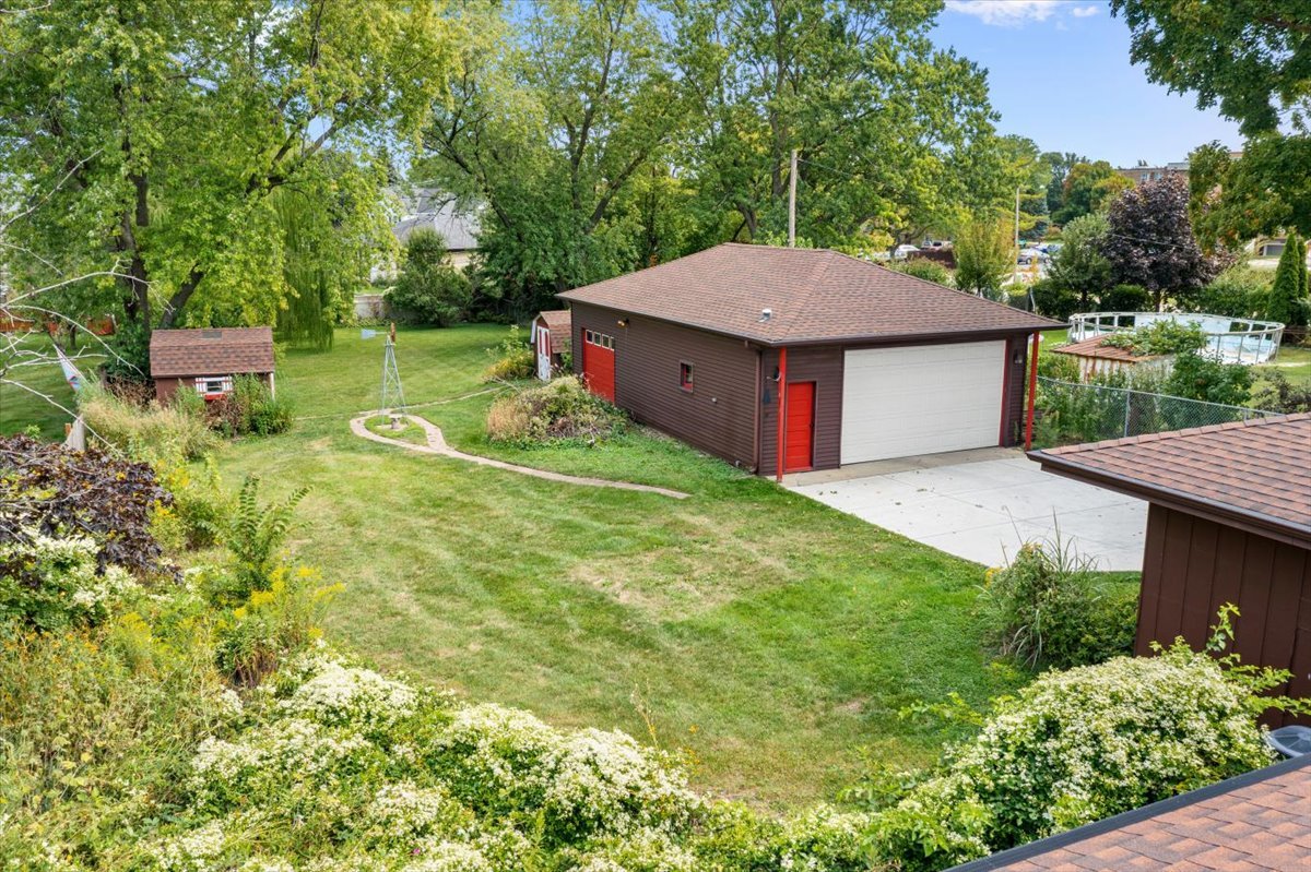 147 South Rohlwing Road Palatine, IL 60074 - Photo 29 of 46 Gallery Image 29