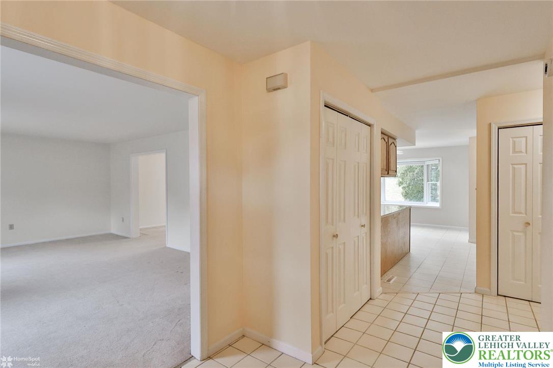 4059 Wedgewood Road Allentown, PA 18104 - Photo 6 of 50