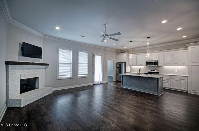 $318,000 | 141 Woodburn Way, Pearl, MS 39208