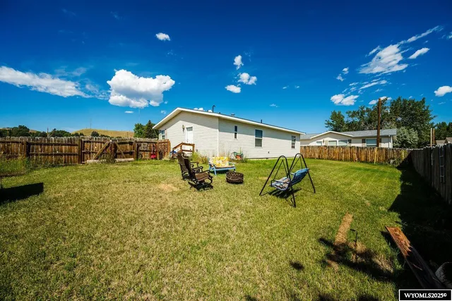 $240,000 | 201 Balsam Street, Buffalo, WY 82834