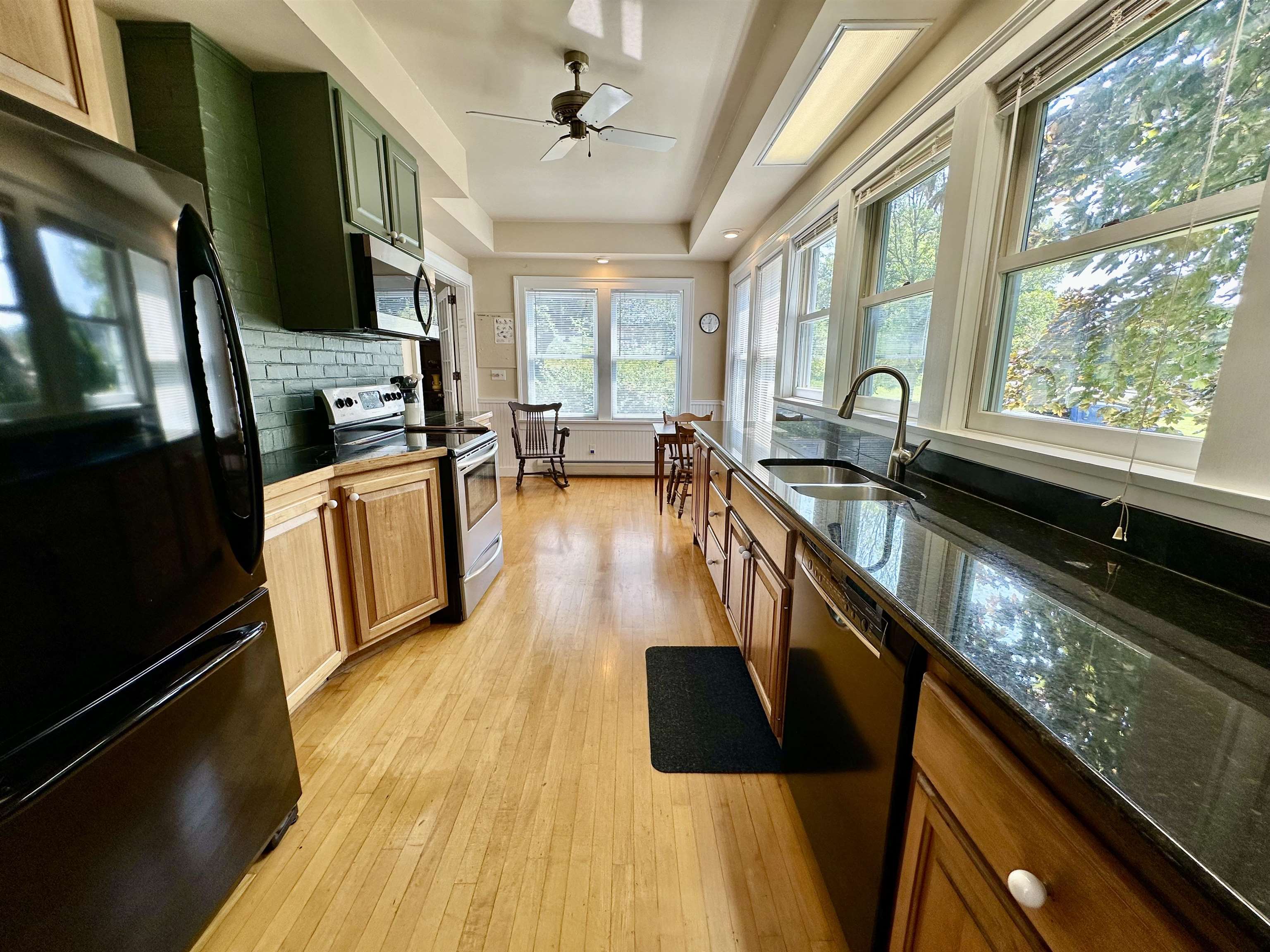 8 Berkley Terrace St. Albans, VT 05478 - Photo 25 of 56