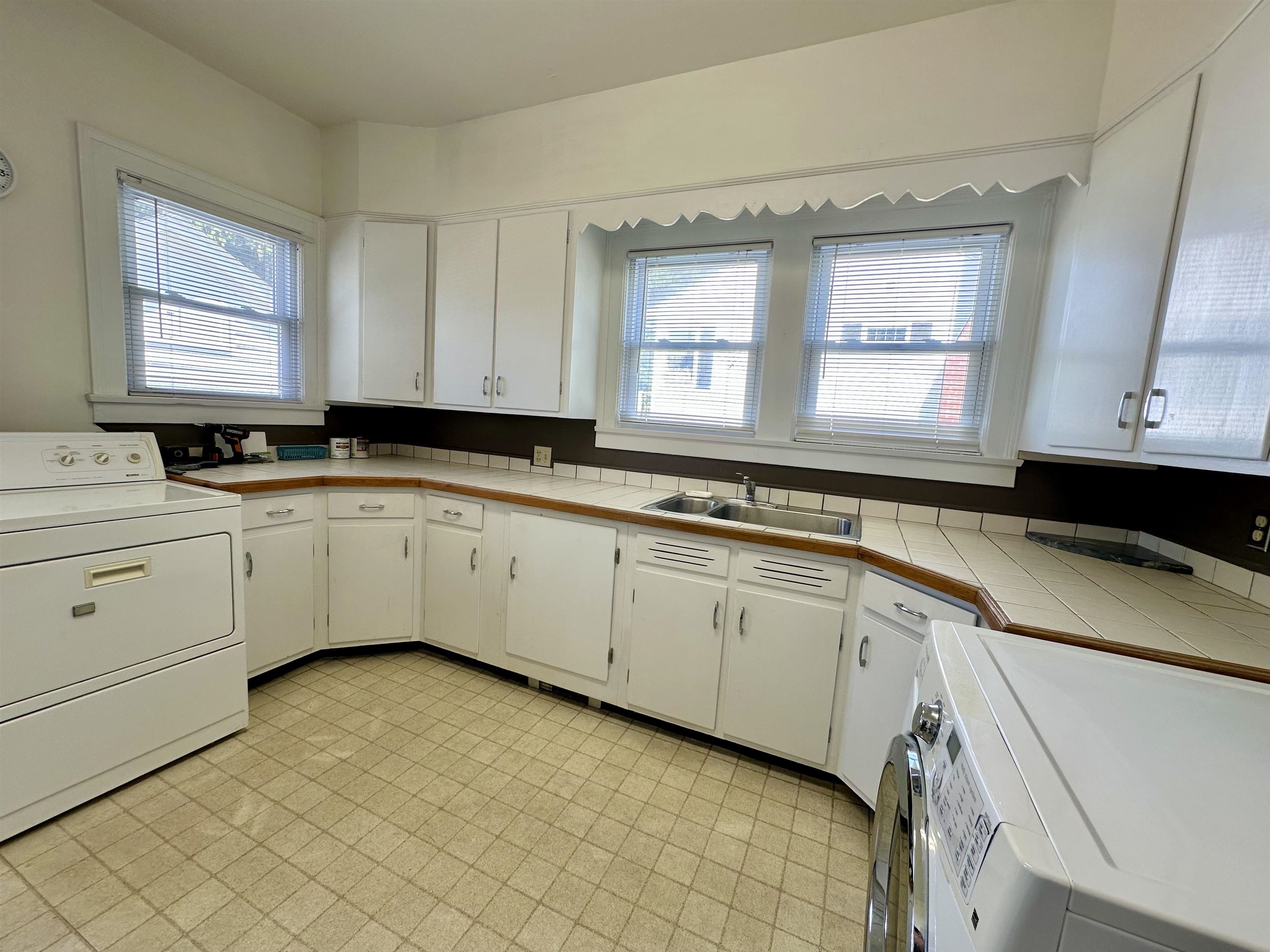 8 Berkley Terrace St. Albans, VT 05478 - Photo 32 of 56