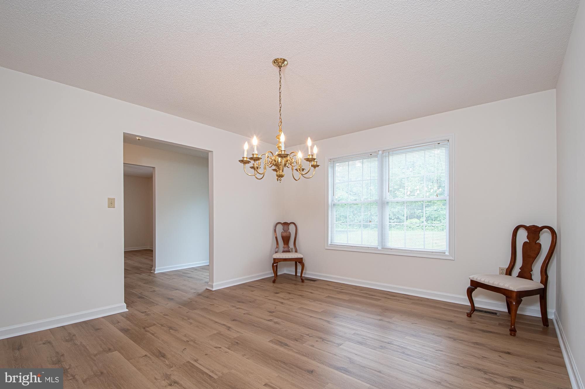 1001 North Timber Ridge Road Cross Junction, VA 22625 - Photo 14 of 69 Diningroom