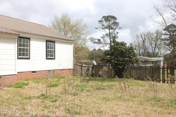$38,000 | 1337 John Street, Prentiss, MS 39474