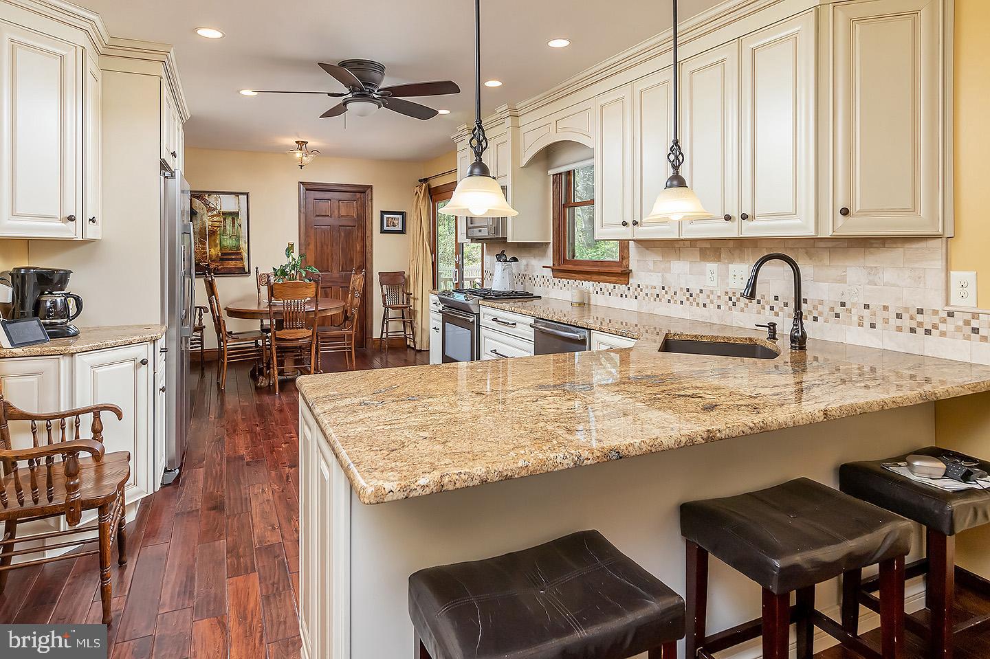 613 Maryland Road Glassboro, NJ 08028 - Photo 8 of 26 Kitchen