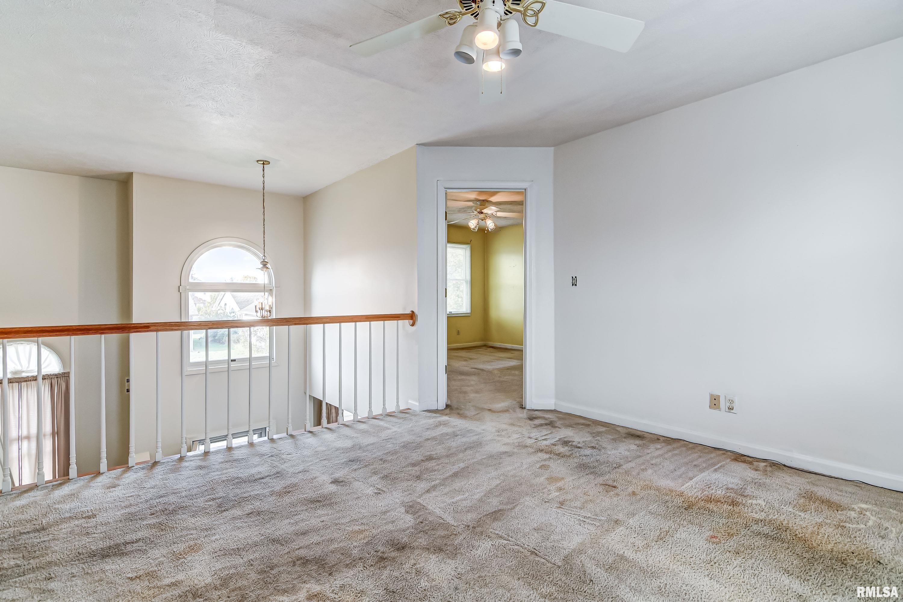 4616 Lily Lane Springfield, IL 62703 - Photo 14 of 21 Gallery Image 14