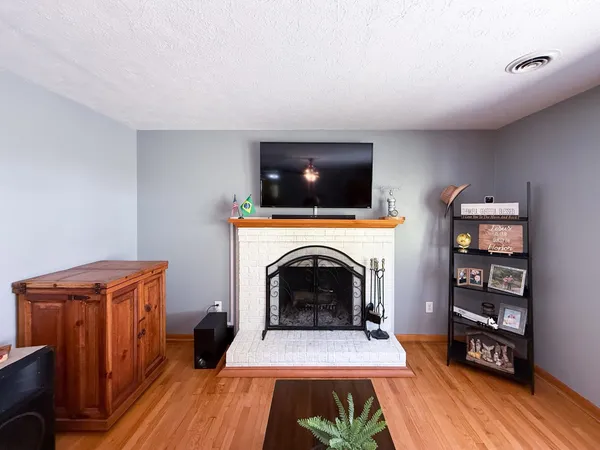 $305,000 | 553 Hilltop Drive, Staunton, VA 24401