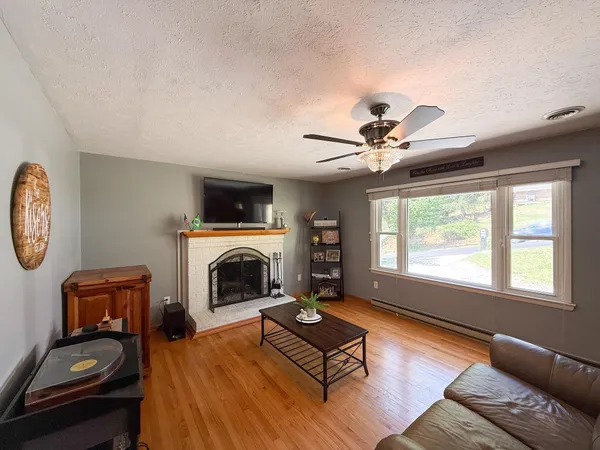 $305,000 | 553 Hilltop Drive, Staunton, VA 24401