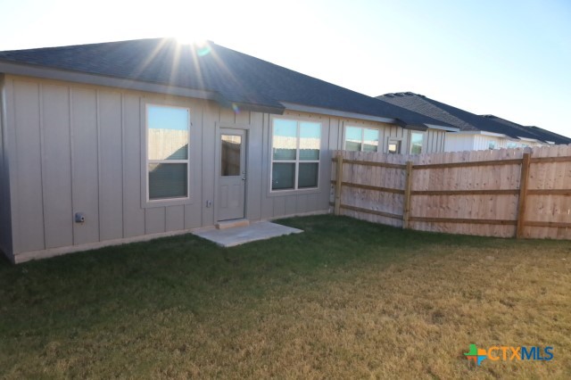 2916 Wildcat Rdg Road, Unit B Temple, TX 76501 - Photo 9 of 39 a view of a house with a wooden fence