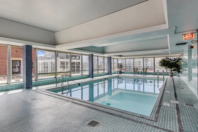 $250,000 | 201 East Chestnut Street, Unit 19F, Chicago, IL 60611