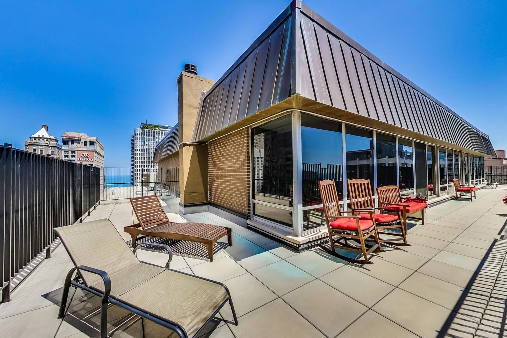 201 East Chestnut Street, Unit 19F Chicago, IL 60611 - Photo 31 of 36