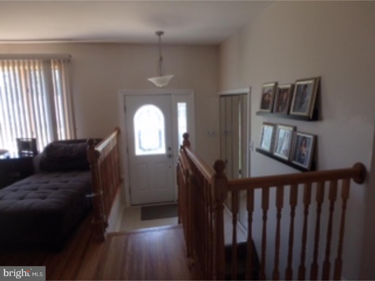 815 Densmore Road Philadelphia, PA 19116 - Photo 3 of 25 Gallery Image 3
