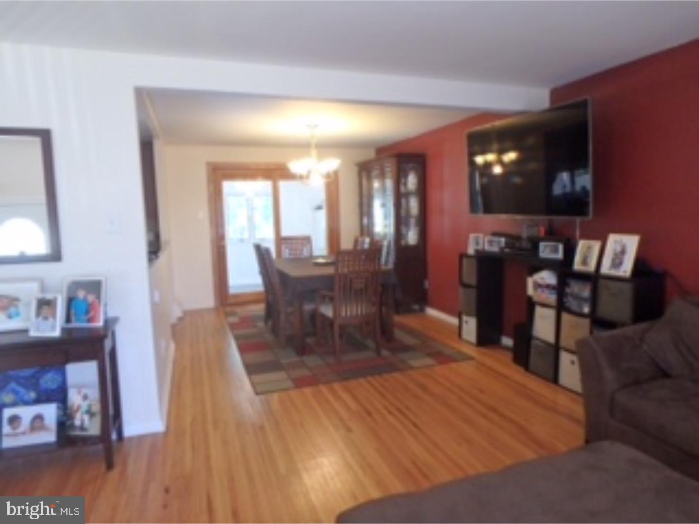 815 Densmore Road Philadelphia, PA 19116 - Photo 6 of 25 Gallery Image 6