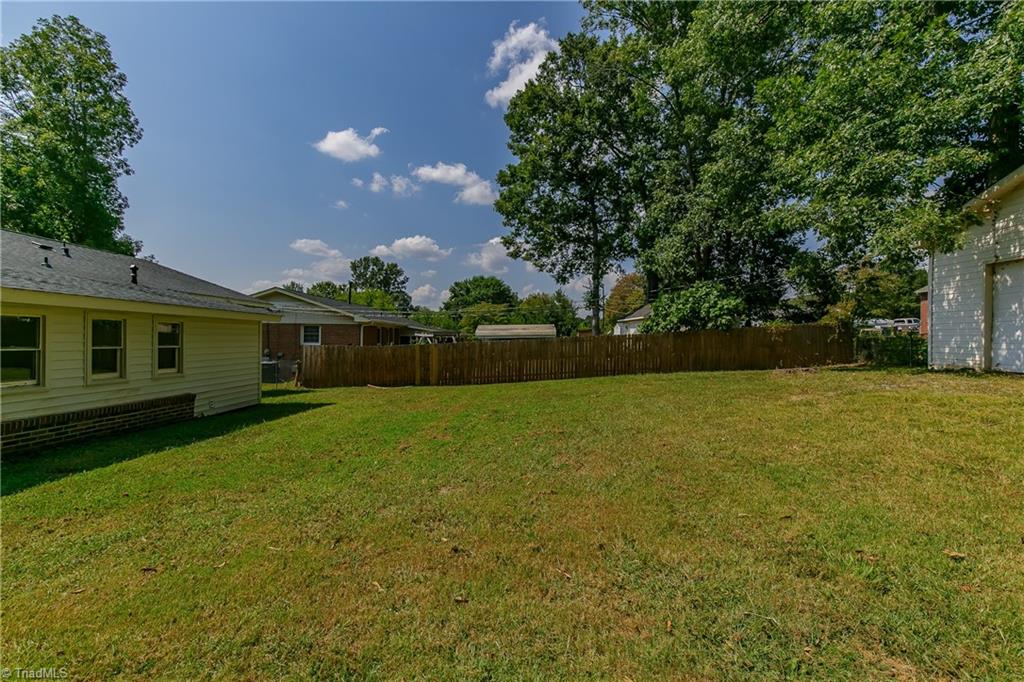 910 Sycamore Road Graham, NC 27253 - Photo 19 of 22 Gallery Image 19