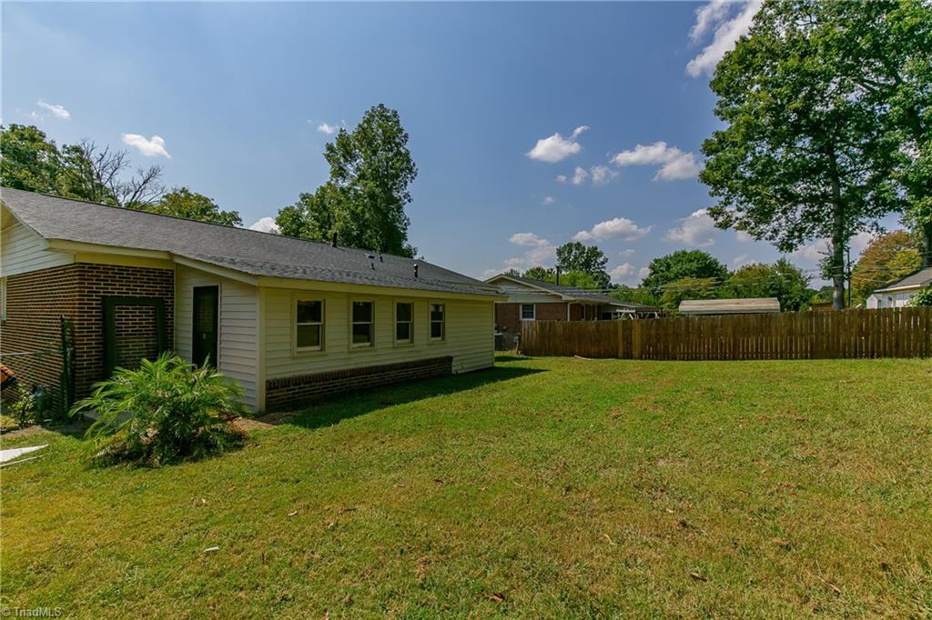 910 Sycamore Road Graham, NC 27253 - Photo 20 of 22 Gallery Image 20