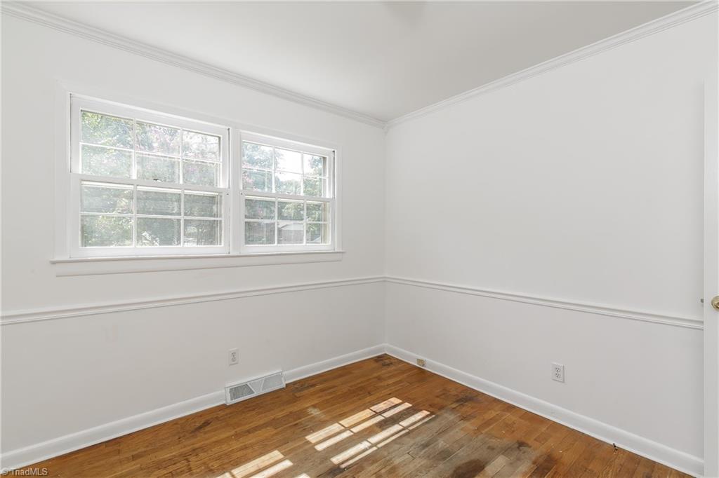 910 Sycamore Road Graham, NC 27253 - Photo 10 of 22 Gallery Image 10