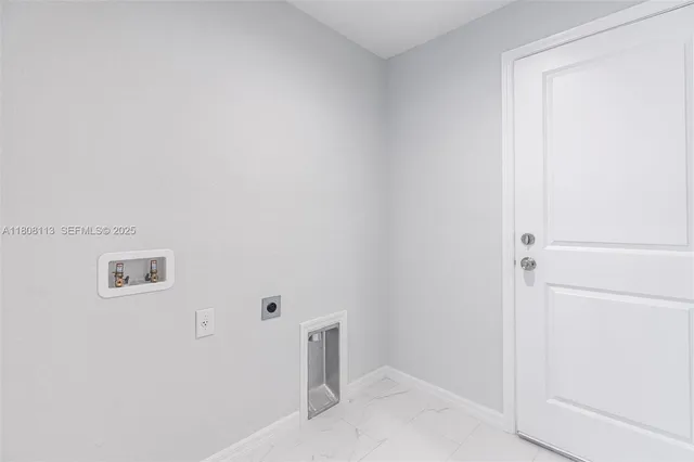 $2,200 | 2006 Rosa Court, Unit 2006, Lehigh Acres, FL 33972