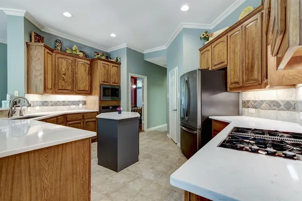 $3,450 | 9 Avalon Drive, Trophy Club, TX 76262