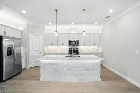 $639,000 | 19105 Hinkley Drive, Estero, FL 33928