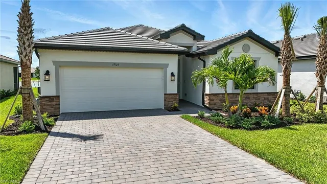$639,000 | 19105 Hinkley Drive, Estero, FL 33928