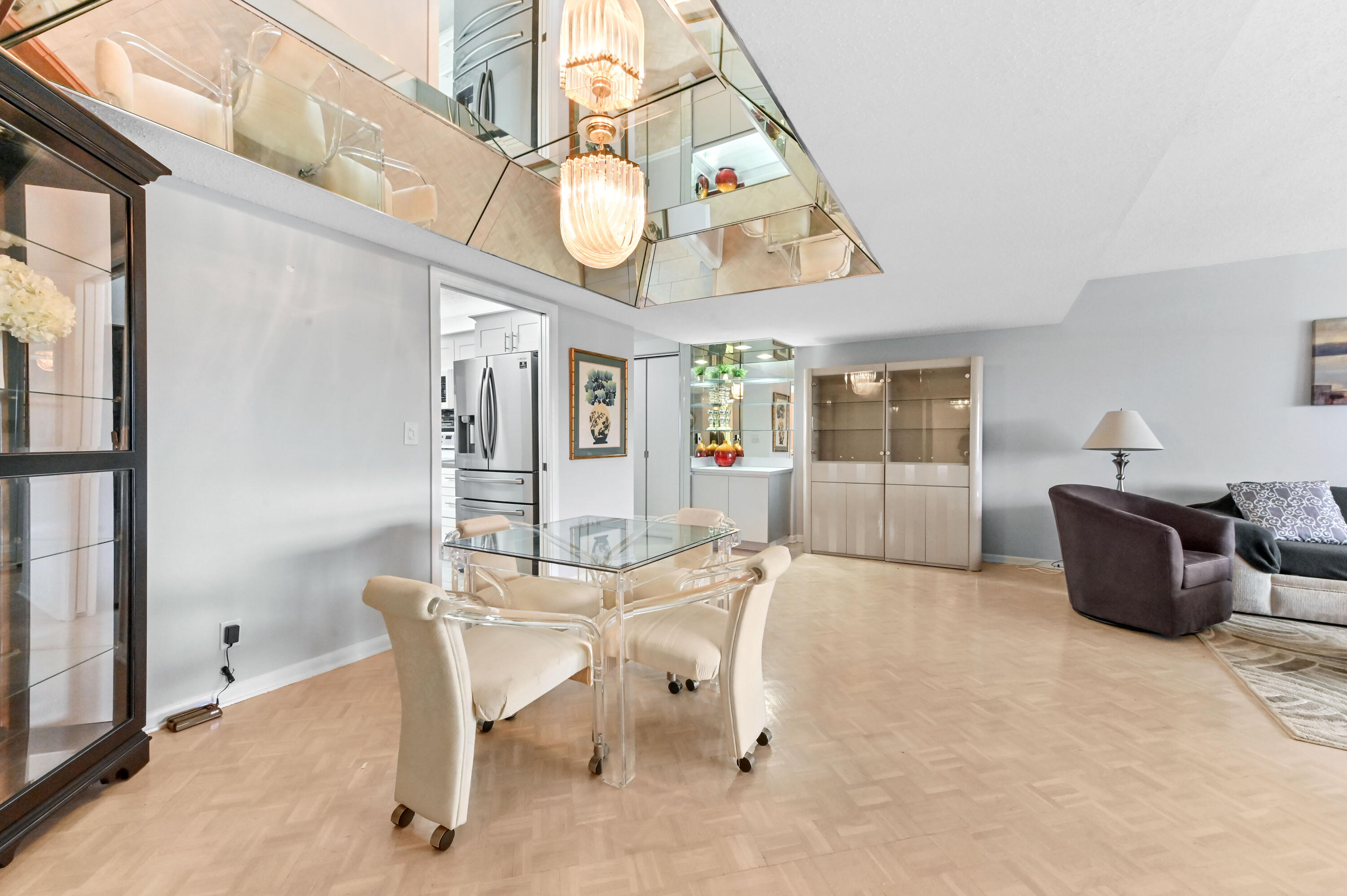 6768 10th Avenue North, Unit 316 Lake Worth, FL 33467 - Photo 5 of 38 a view of a livingroom with furniture and window