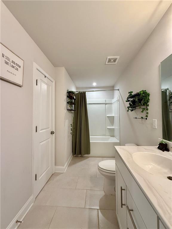 26 Riverclub Road Acworth, GA 30101 - Photo 71 of 73 a bathroom with a granite countertop sink a toilet and shower