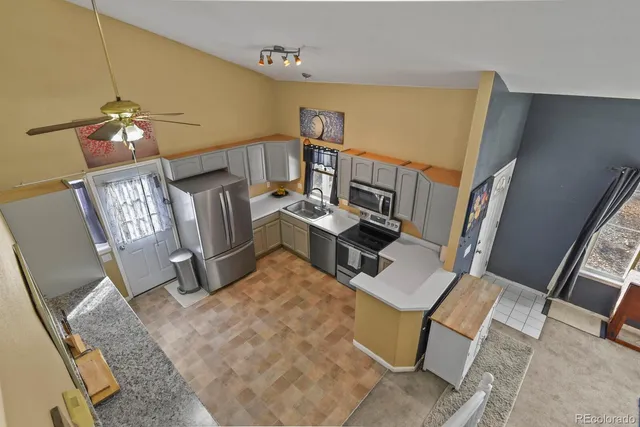 $395,000 | 275 Settlement Lane, Unit B5, Elizabeth, CO 80107