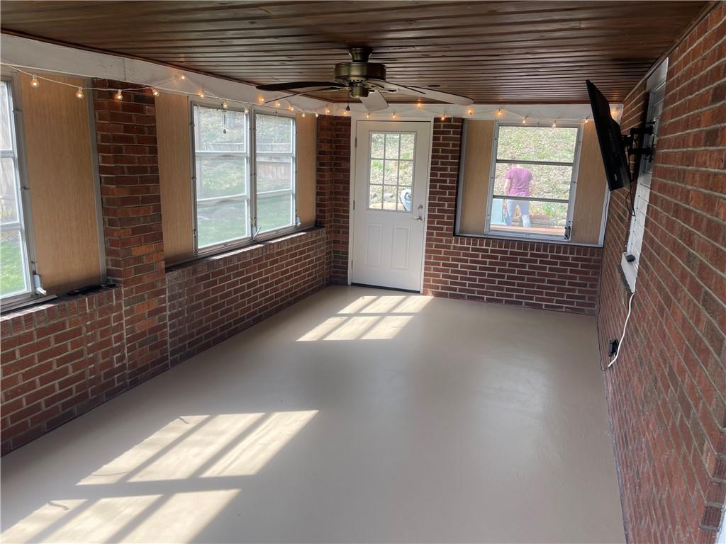 1815 Sample Road Allison Park, PA 15101 - Photo 21 of 40 a view of an empty room and window