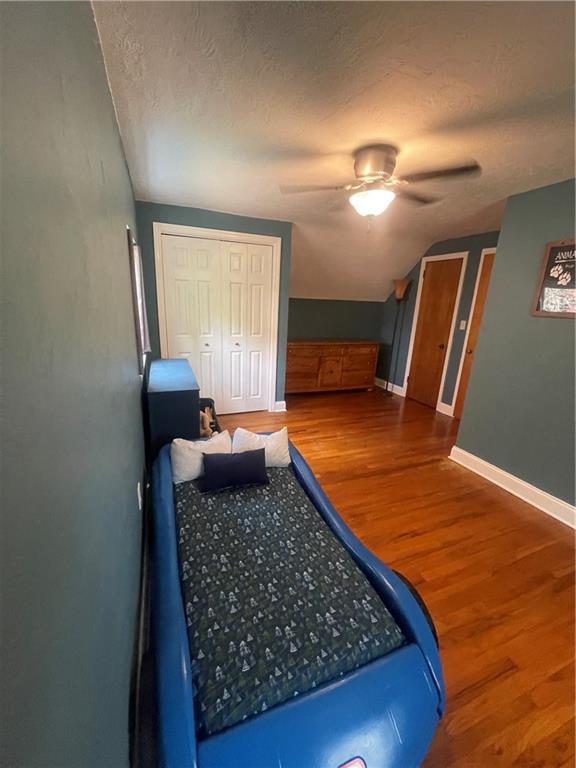 1815 Sample Road Allison Park, PA 15101 - Photo 25 of 40 a living room with furniture rug and window