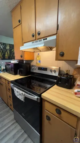 $265,000 | 2806 Main Street, Vassar, KS 66543