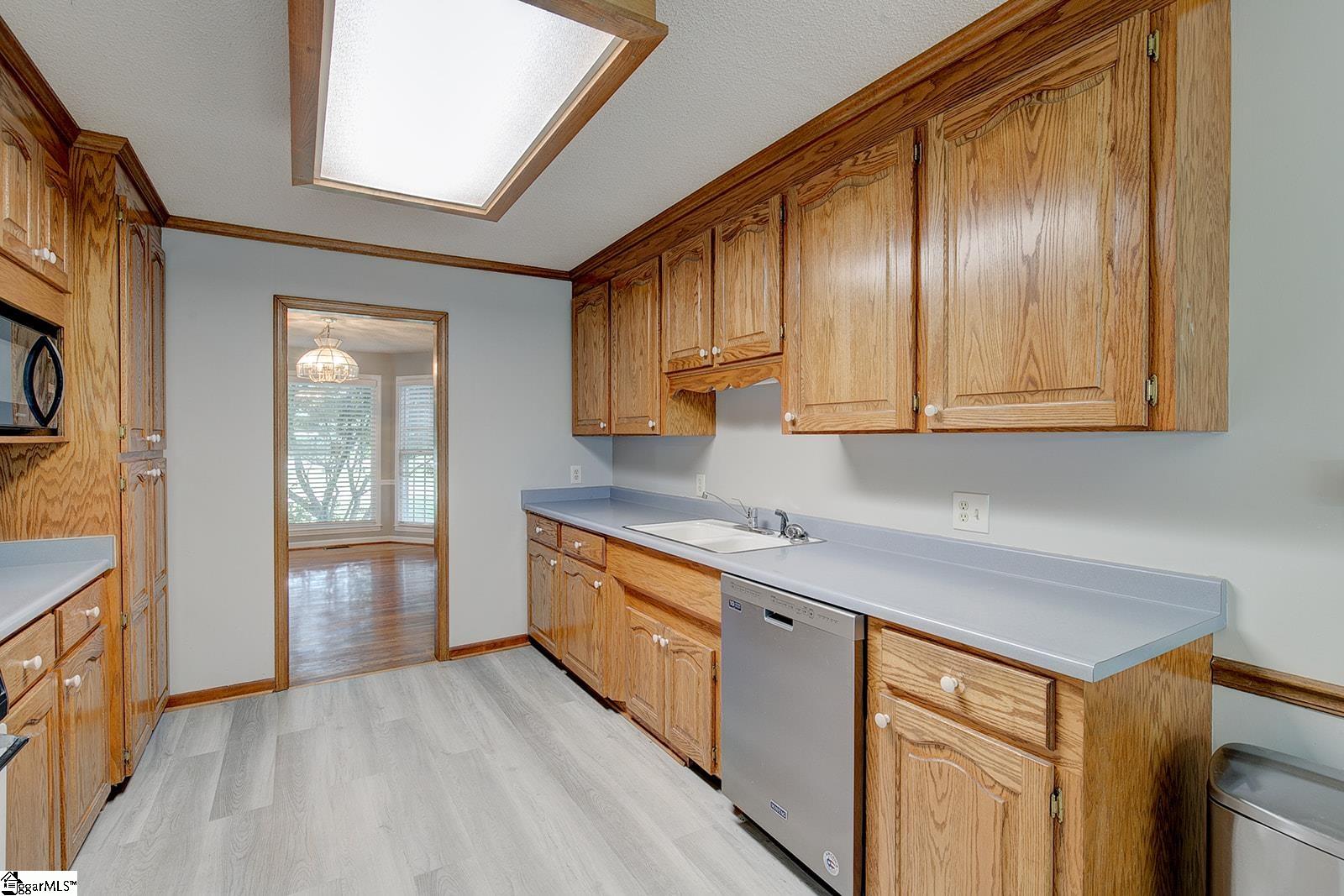100 Circle Road Greer, SC 29651 - Photo 9 of 29 Gallery Image 9