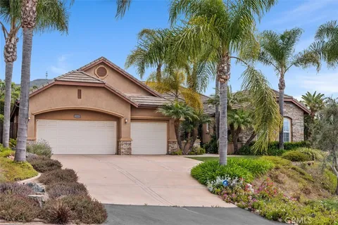 $1,350,000 | 1509 Tierra Del Cielo, Vista, CA 92084