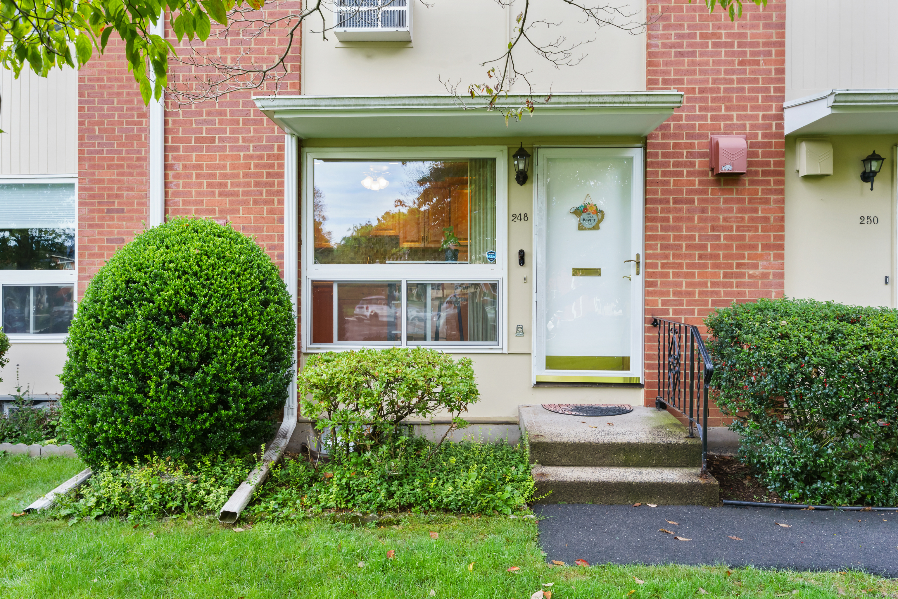 248 Centerbrook Road Hamden, CT 06518 - Photo 24 of 30