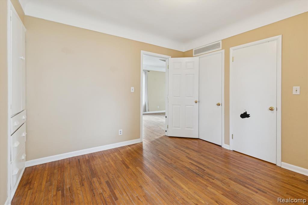 666 Pearl Street Dundee, MI 48131 - Photo 38 of 43