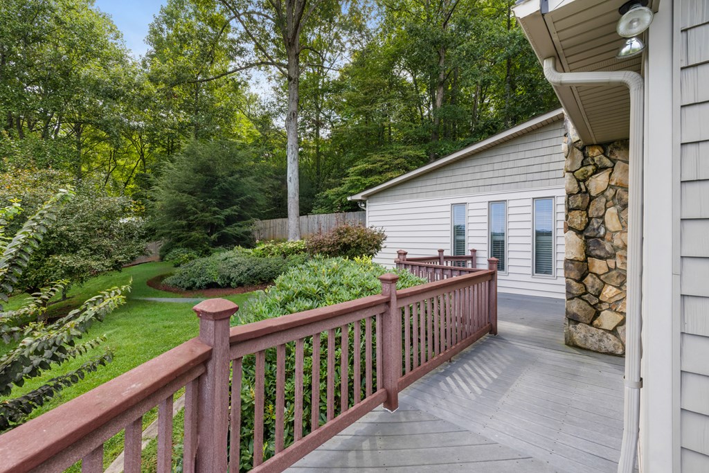 1396 Deerfield Road Young Harris, GA 30582 - Photo 25 of 60