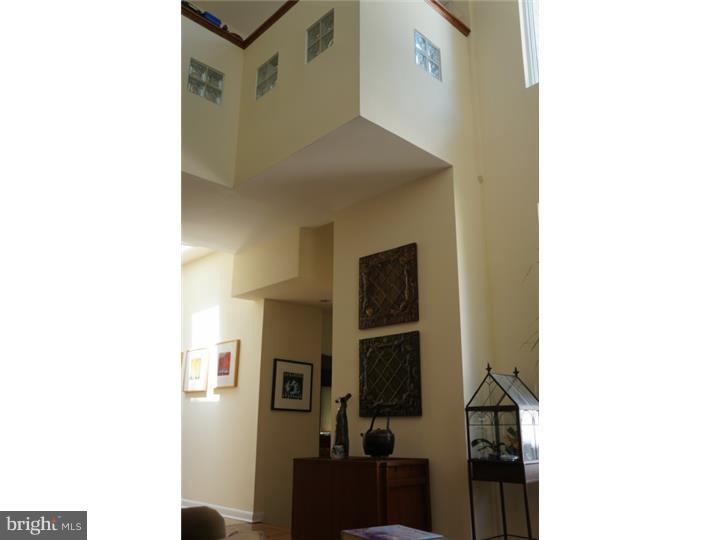 1074 Eagle Road Huntingdon Valley, PA 19006 - Photo 11 of 25 Gallery Image 11