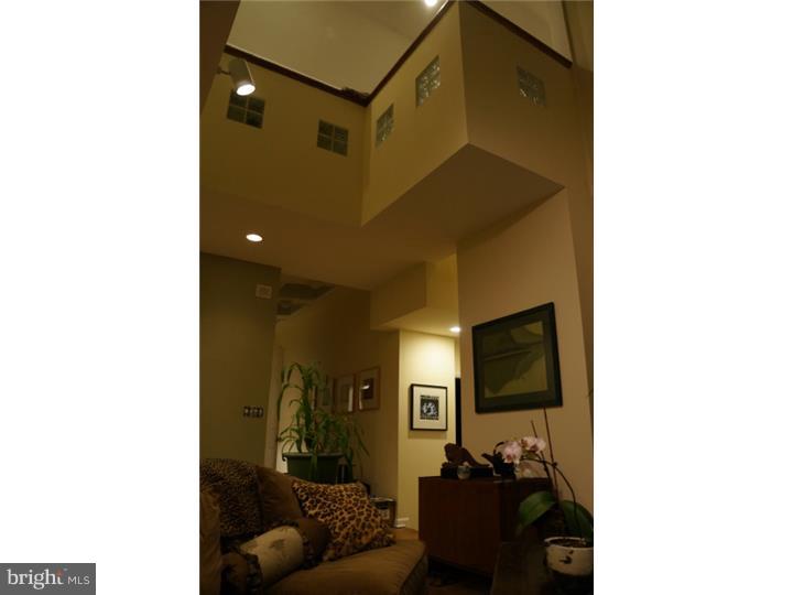 1074 Eagle Road Huntingdon Valley, PA 19006 - Photo 15 of 25 Gallery Image 15