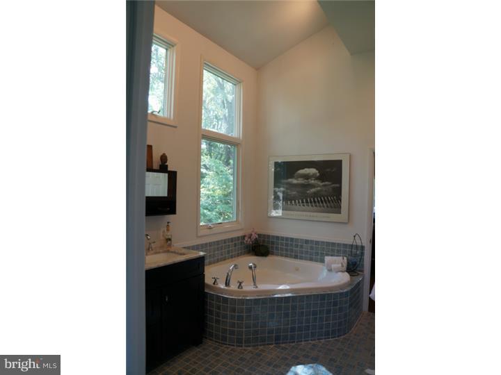 1074 Eagle Road Huntingdon Valley, PA 19006 - Photo 20 of 25 Master Bathroom