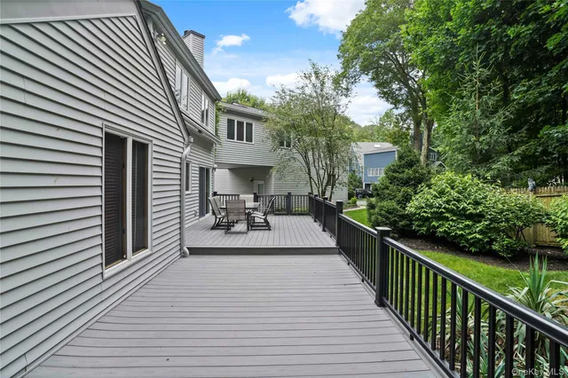 $1,499,000 | 130 Bramblebrook Road, Ardsley, NY 10502