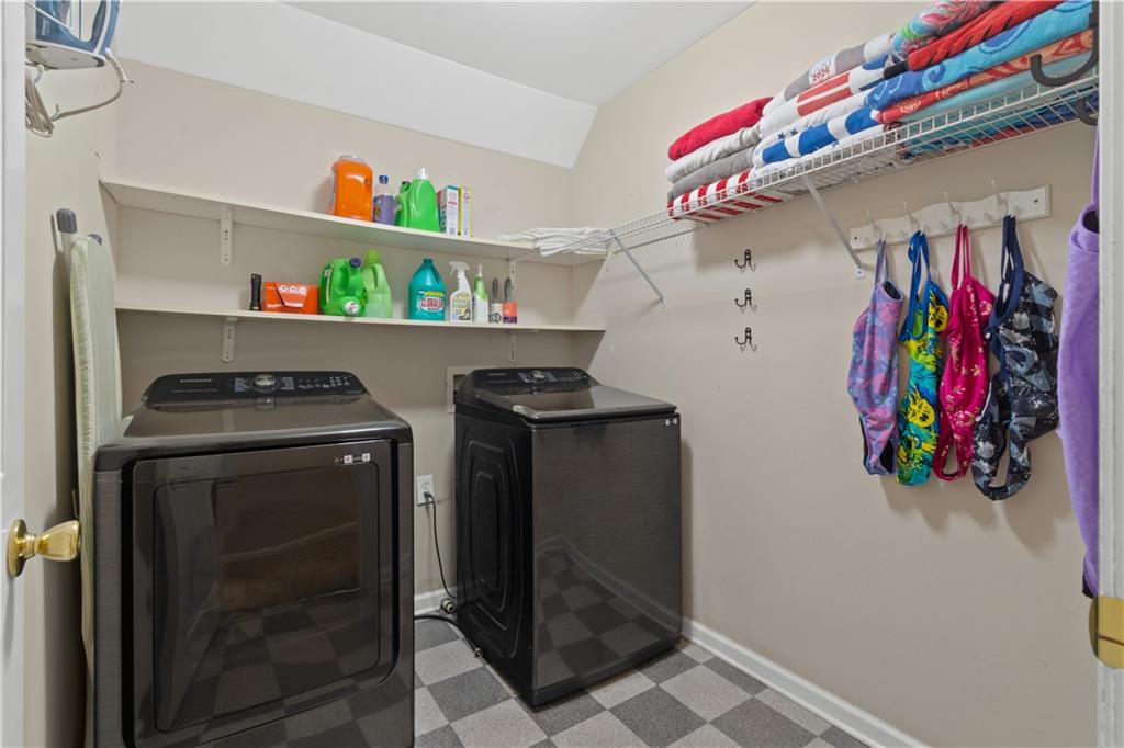 243 Ribbon Leaf View Suwanee, GA 30024 - Photo 39 of 74