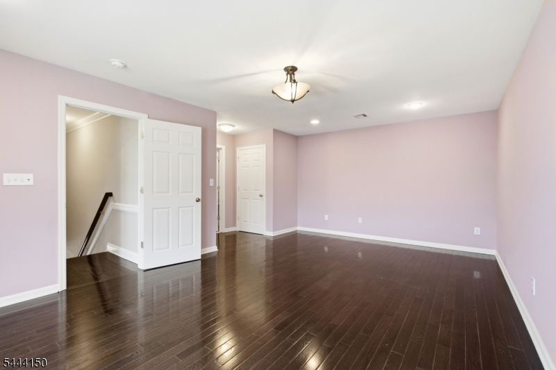 98 Tarrington Road Hamburg, NJ 07419 - Photo 24 of 40