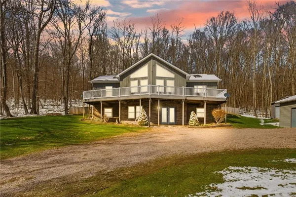 $375,000 | 1073 Causeway Drive, Friedens, PA 15541