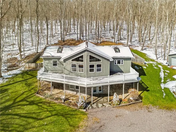 $375,000 | 1073 Causeway Drive, Friedens, PA 15541