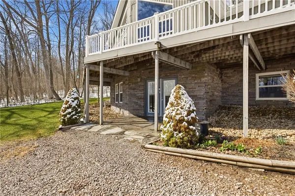 $375,000 | 1073 Causeway Drive, Friedens, PA 15541