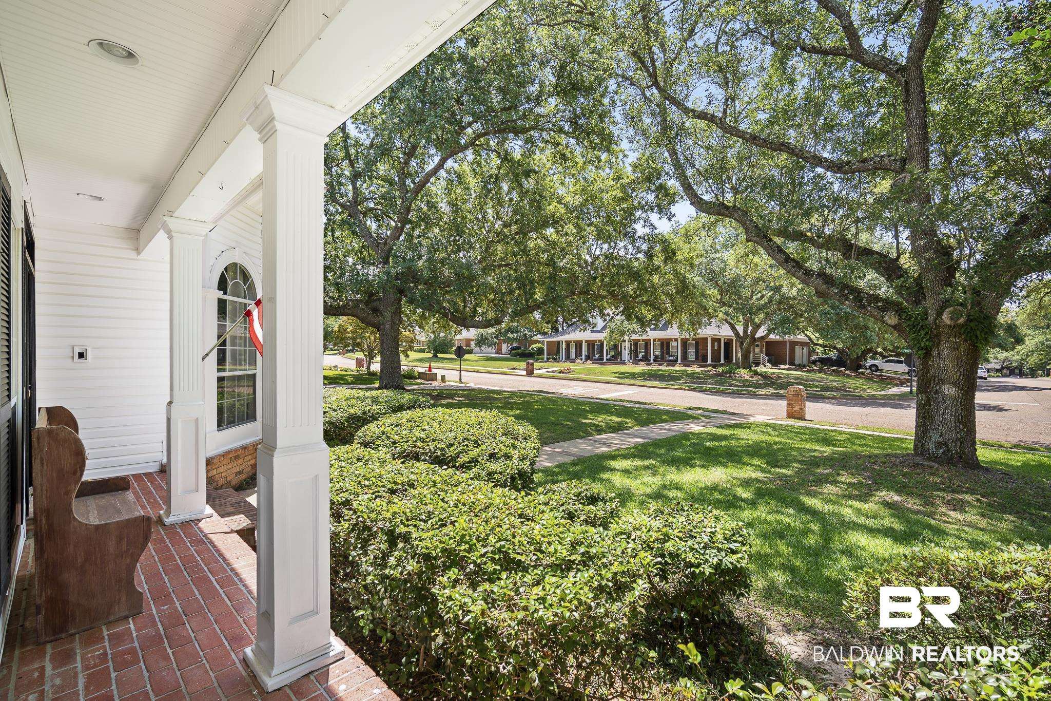 402 Potters Mills Road Daphne, AL 36526 - Photo 44 of 45 View of green lawn