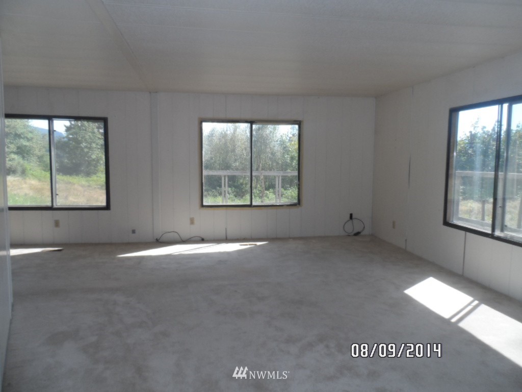 20626 216th Avenue Southeast Renton, WA 98058 - Photo 14 of 25 Gallery Image 14