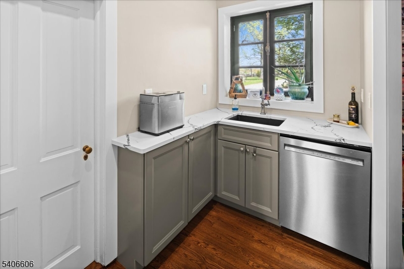 1330 Great Road Skillman, NJ 08558 - Photo 41 of 44